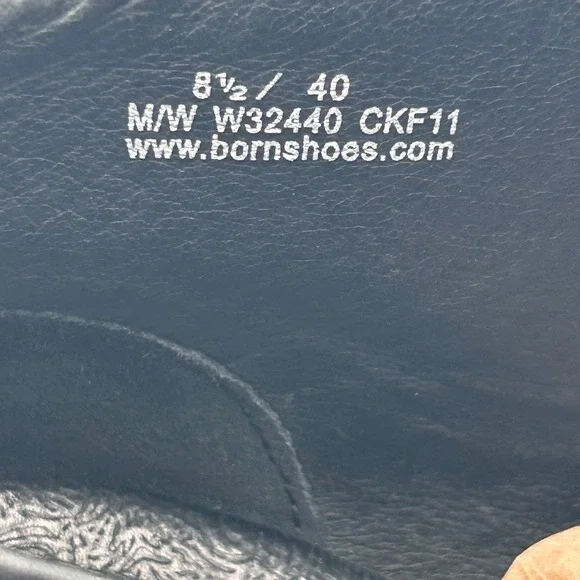 Born Black Leather Lace Up Ankle Boots Block Heel W32440 Womens 8.5 EU 40 - Picture 8 of 9